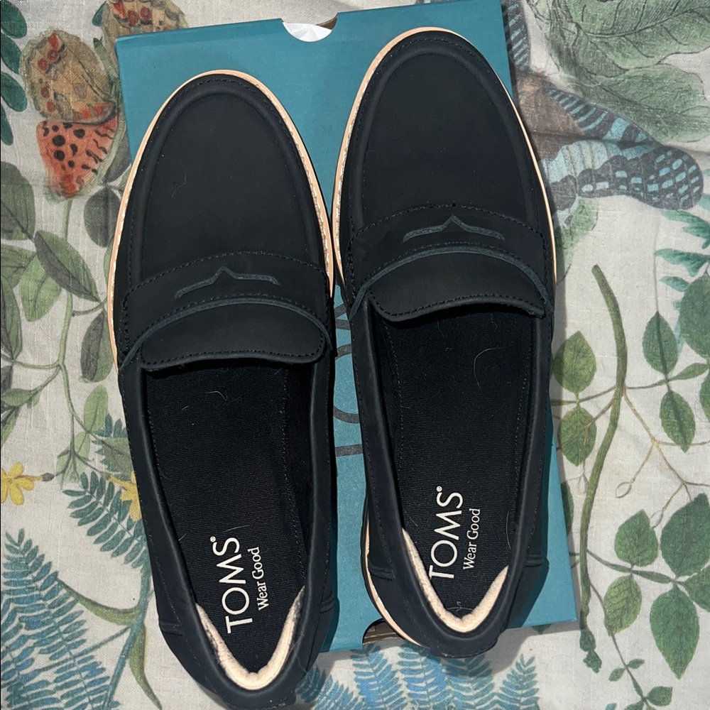 TOMS Classic Black Slip-Ons
